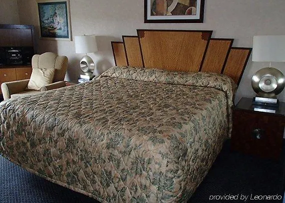 Rodeway Inn Capri Little Ferry United States